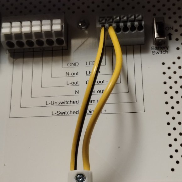 Micro Emergency Inverter - Picture 2 of 4